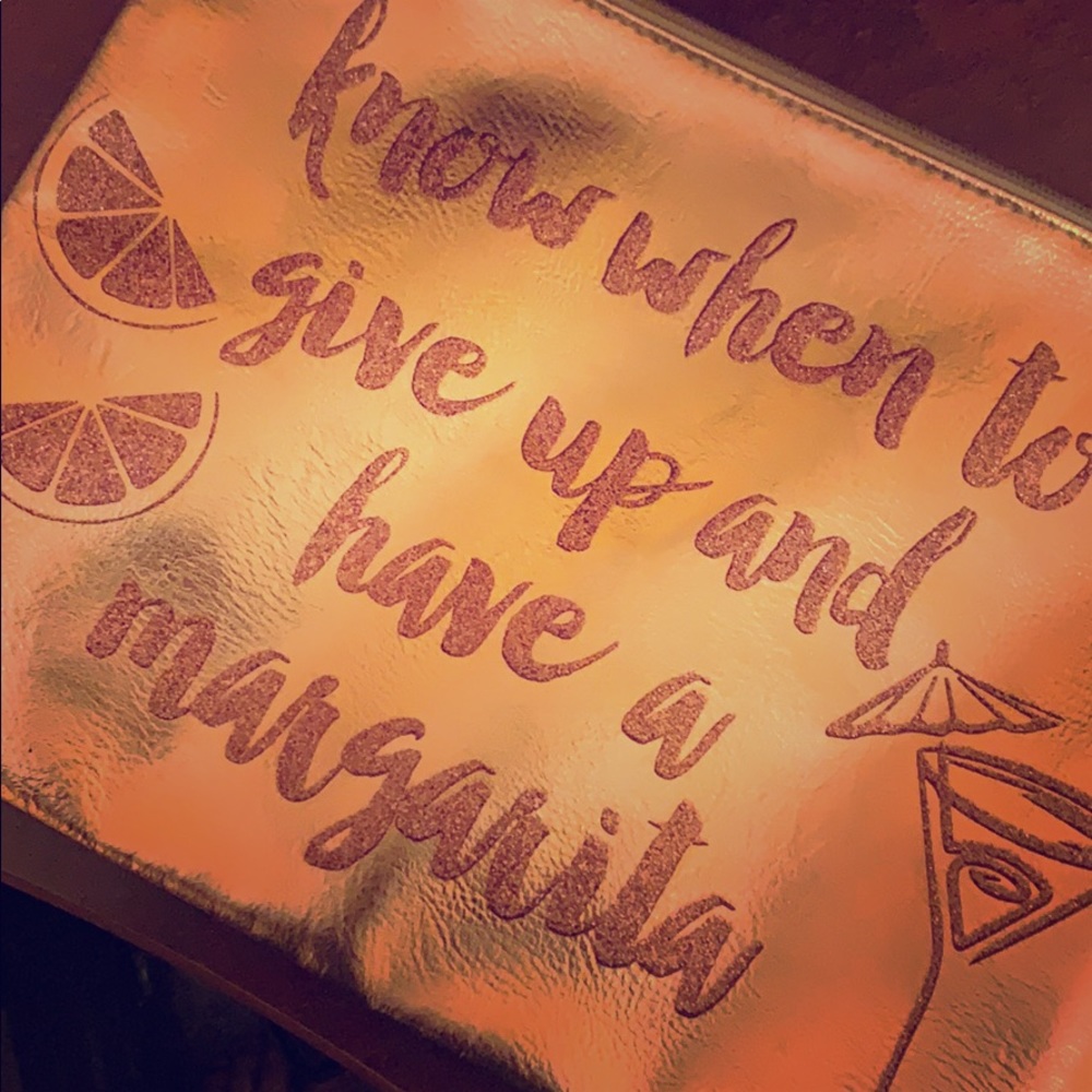 Gold clutch
